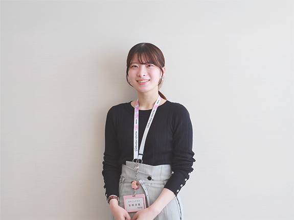 デザイナーの皆越